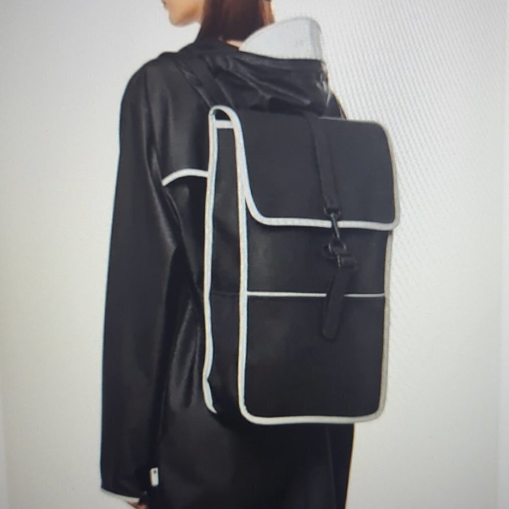 RAINS Reflective Backpack in Black  Reflective Unisex NWT